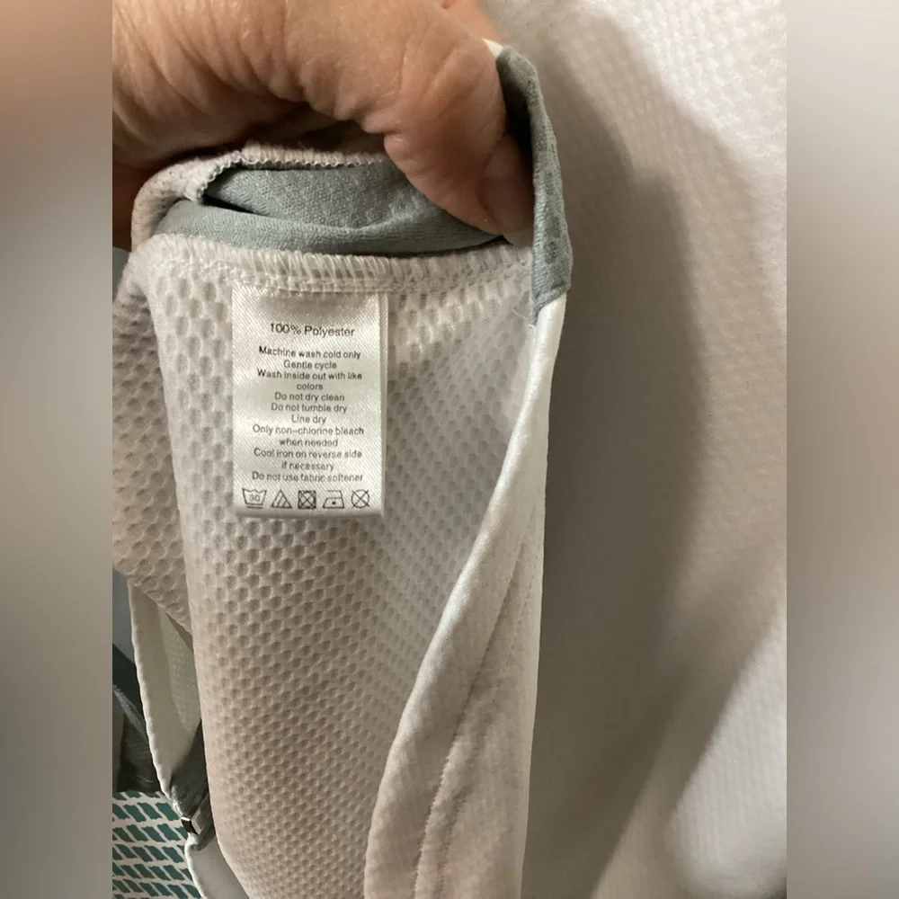 Alo women’s athletic White Full-Zip Jacket size large - Picture 15 of 16